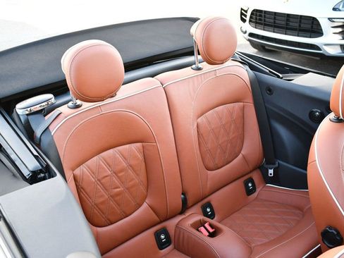 Used 2021 MINI Cooper S image 18