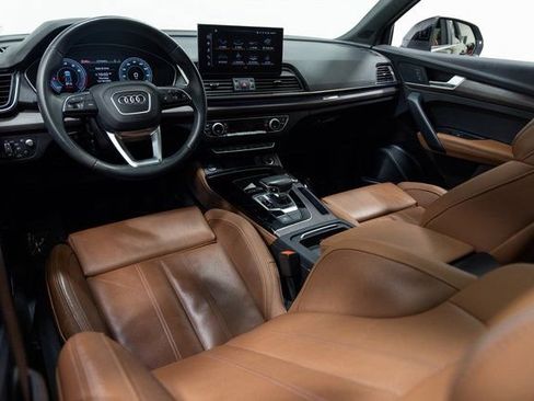 Used 2022 Audi Q5 2.0T Prestige w/ Prestige Package image 21