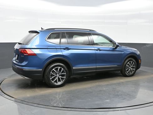 Used 2020 Volkswagen Tiguan SE image 6