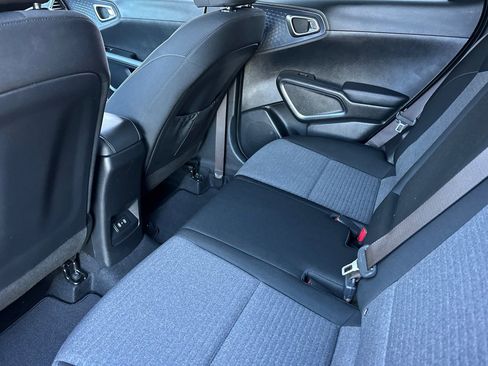 Used 2023 Kia Soul EX image 9