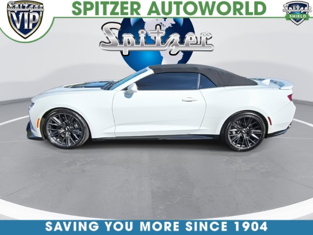 Used 2017 Chevrolet Camaro ZL1 RWD image 8