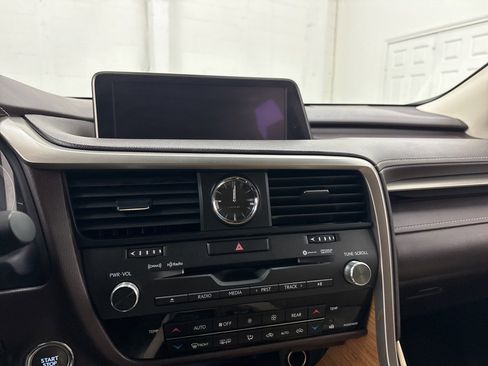 Used 2018 Lexus RX 350L FWD image 44