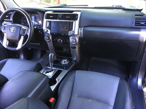 Used 2021 Toyota 4Runner SR5 Premium w/ Moonroof Package AWD/4WD image 34