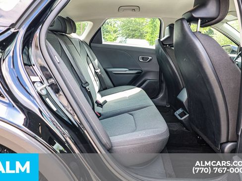 Used 2025 Kia K4 FWD image 22