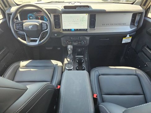 New 2026 Ford Bronco Outer Banks AWD/4WD image 13