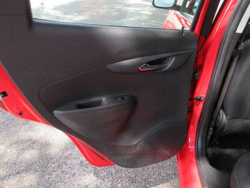 Used 2021 Chevrolet Spark LT w/ Driver Confidence Package image 17