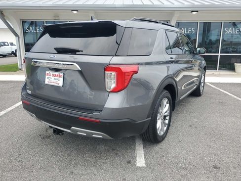 Used 2023 Ford Explorer XLT w/ Equipment Group 202A RWD image 8