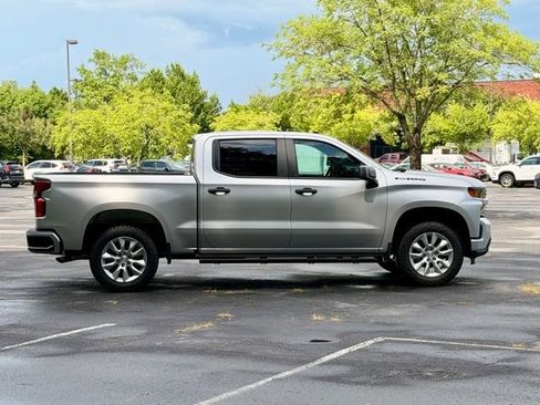 Used 2021 Chevrolet Silverado 1500 Custom w/ LPO, Dark Essentials Package RWD image 9