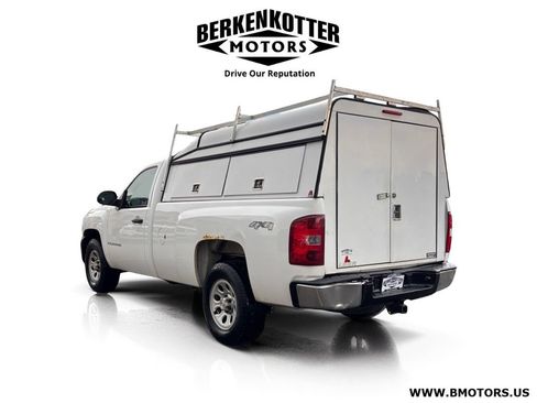 Used 2009 Chevrolet Silverado 1500 W/T AWD/4WD image 5