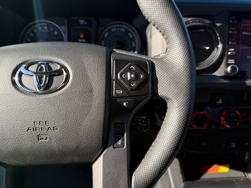 Used 2023 Toyota Tacoma TRD Sport image 45