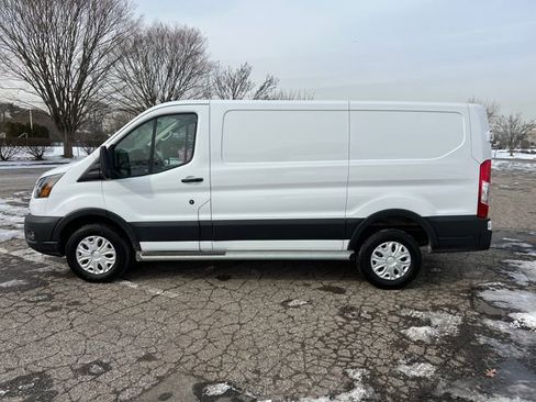 Used 2024 Ford Transit 250 Low Roof w/ Exterior Upgrade Package image 6