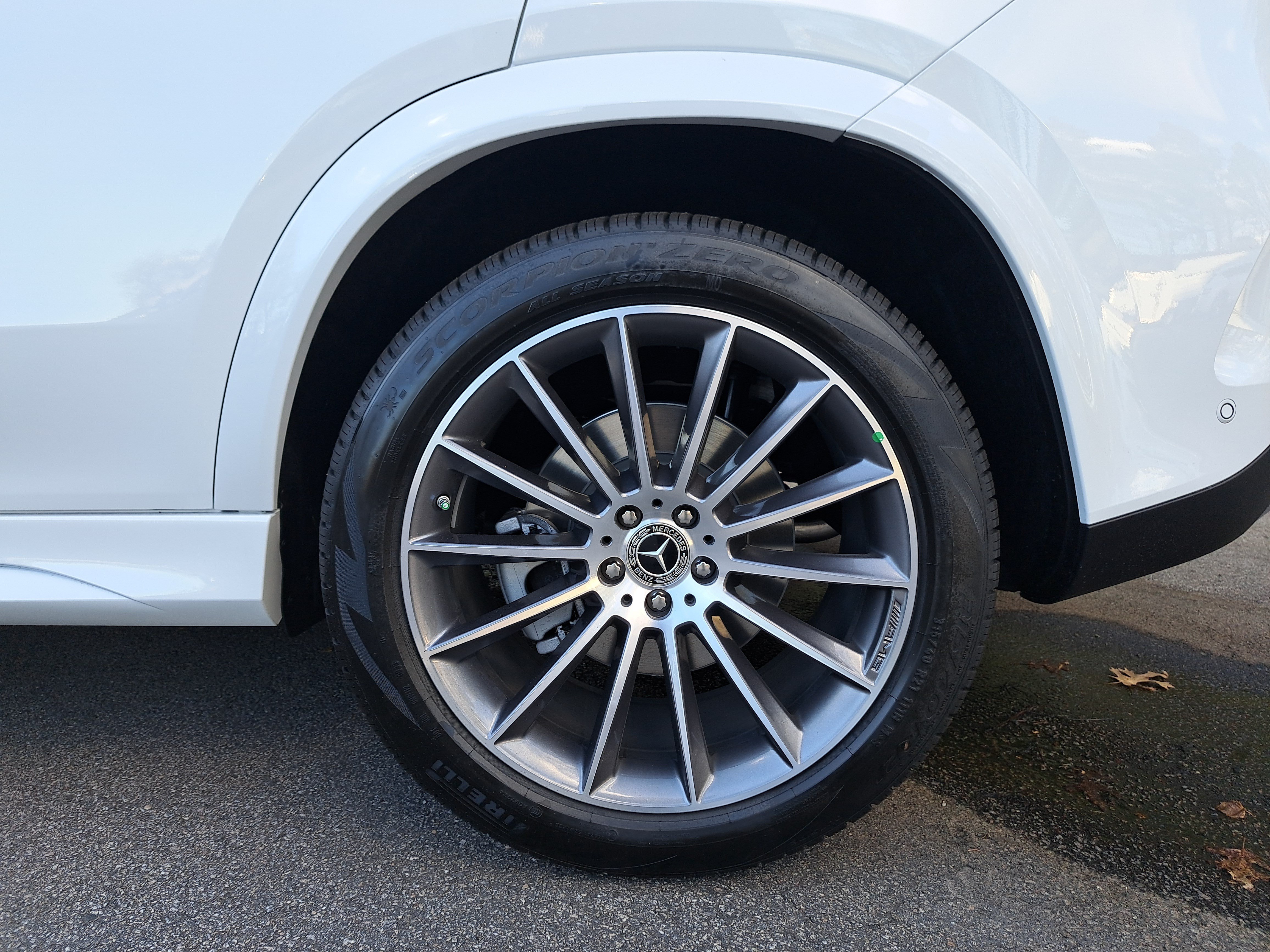 New 2026 Mercedes-Benz GLE 450 4MATIC image 36