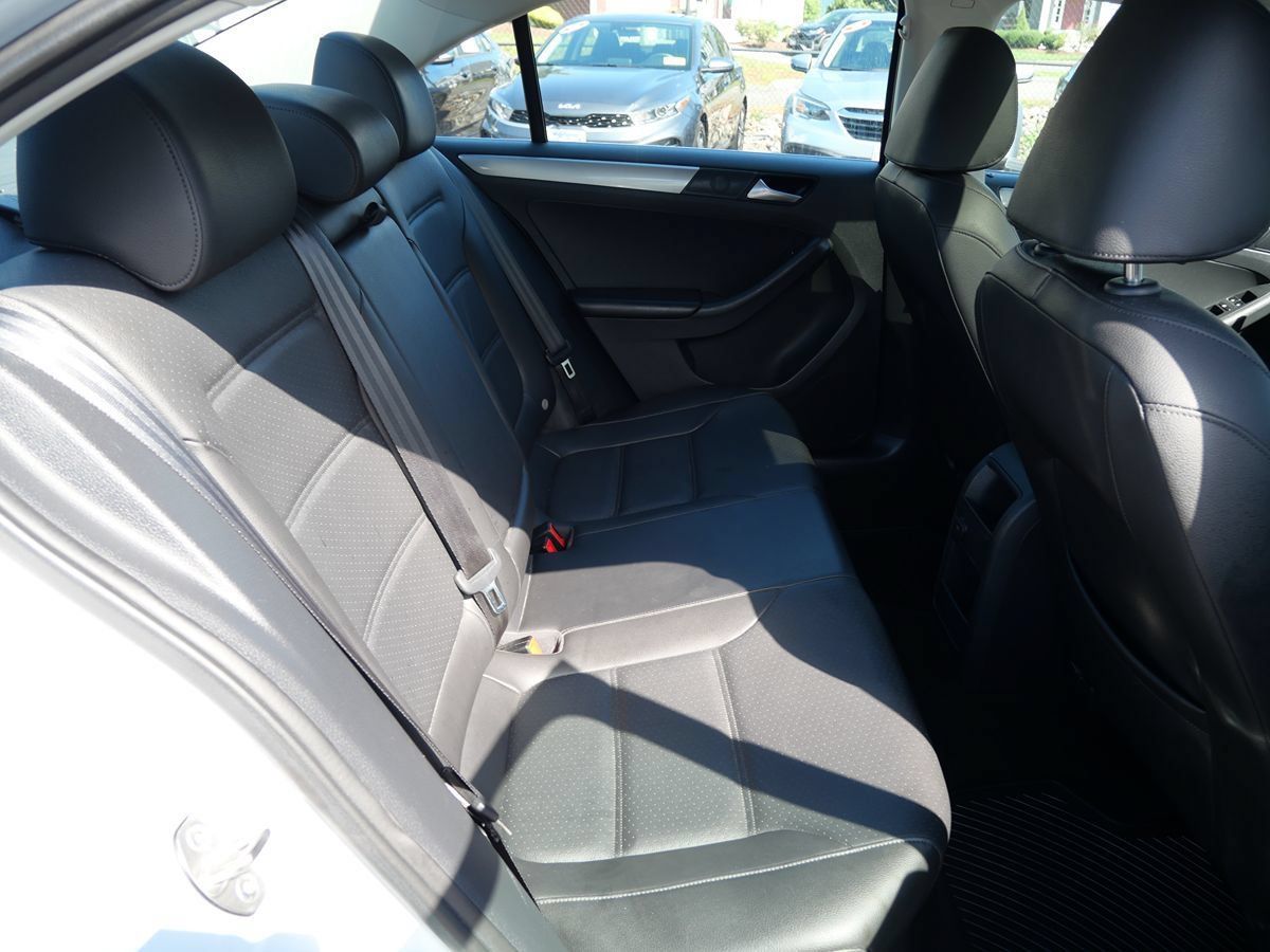 Used 2018 Volkswagen Jetta SE FWD image 27