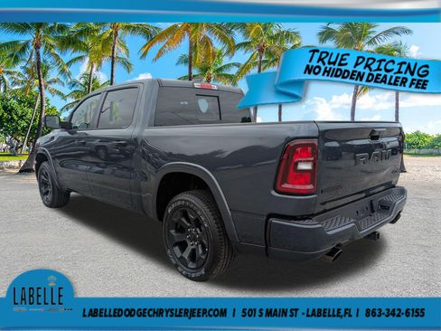 Used 2025 RAM 1500 Big Horn AWD/4WD image 6