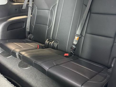 Used 2019 Chevrolet Suburban LT AWD/4WD image 20