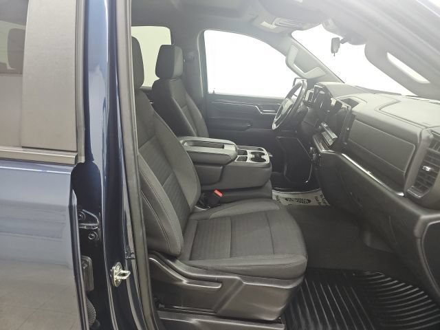 Used 2023 Chevrolet Silverado 1500 LT AWD/4WD image 20