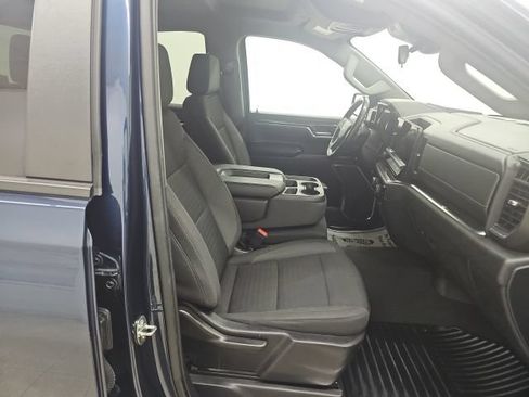 Used 2023 Chevrolet Silverado 1500 LT AWD/4WD image 20