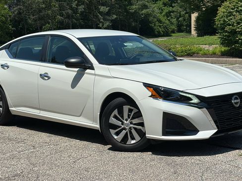 New 2025 Nissan Altima 2.5 S image 1