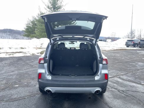 Used 2022 Ford Escape SEL image 5