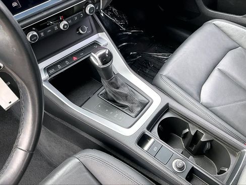 Used 2022 Audi Q3 2.0T Premium image 17