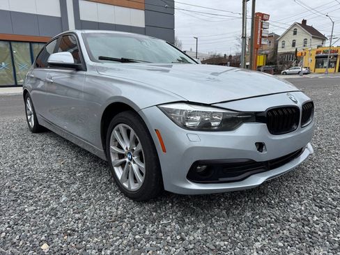 Used 2016 BMW 320i xDrive Sedan image 3