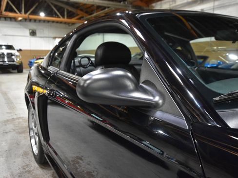 Used 2004 Ford Mustang Mach 1 RWD image 44