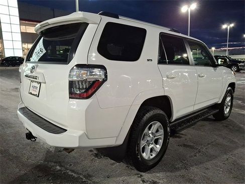 Used 2024 Toyota 4Runner SR5 image 6