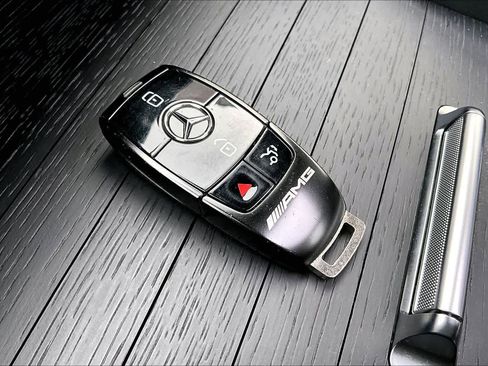 Used 2025 Mercedes-Benz GLE 53 AMG AMG GLE 53 image 14