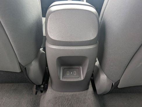Used 2024 Hyundai Elantra SEL FWD image 16