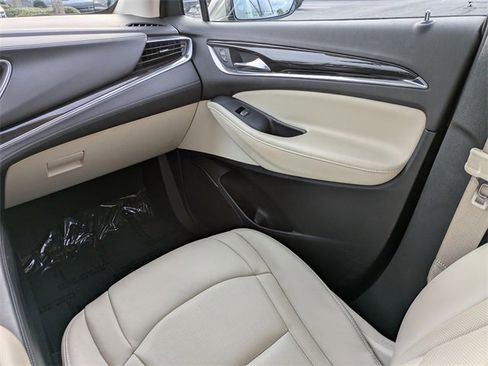 Used 2023 Buick Enclave Essence w/ Experience Buick Package image 20