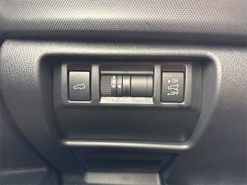 Used 2025 Subaru Forester Premium image 13