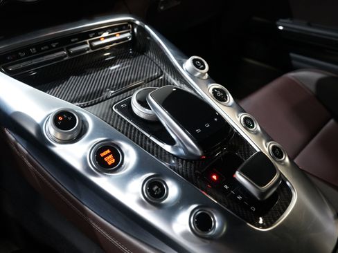 Used 2017 Mercedes-Benz AMG GT Coupe image 41