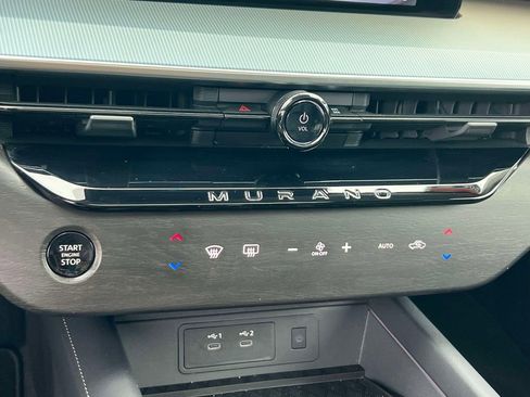 Used 2025 Nissan Murano SL AWD/4WD image 32