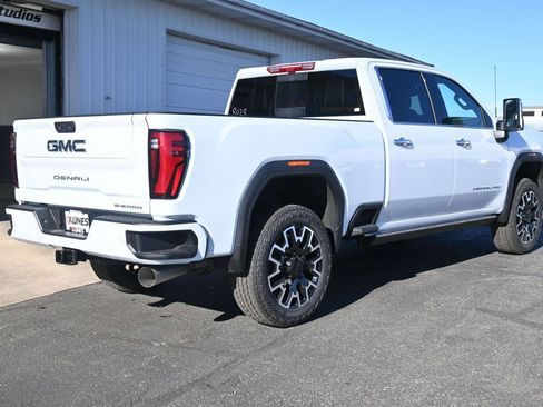 New 2026 GMC Sierra 2500 Denali Ultimate image 5