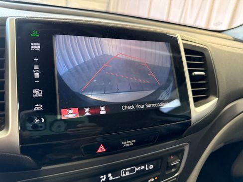 Used 2016 Honda Pilot EX image 29