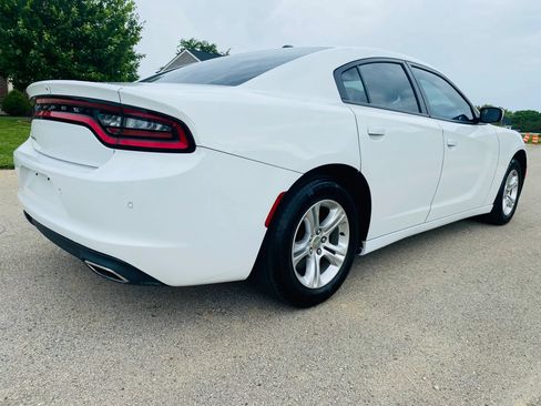 Used 2021 Dodge Charger SXT RWD image 6