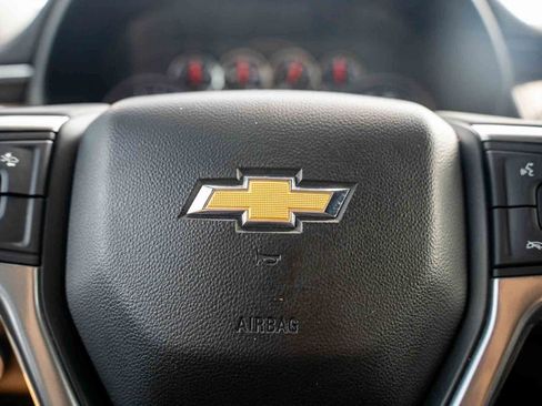 Used 2023 Chevrolet Tahoe LS RWD image 14