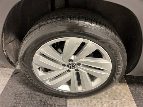 Used 2022 Volkswagen Atlas Cross Sport SE image 15