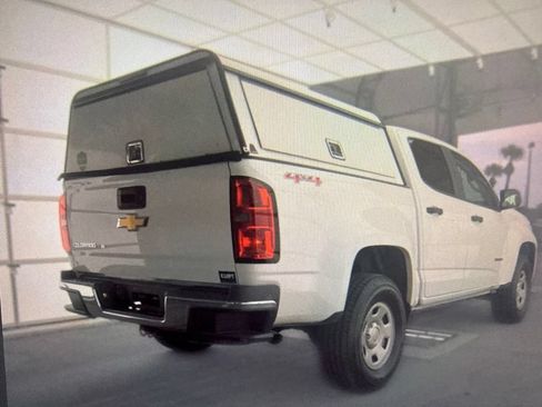 Used 2020 Chevrolet Colorado W/T w/ WT Convenience Package AWD/4WD image 3