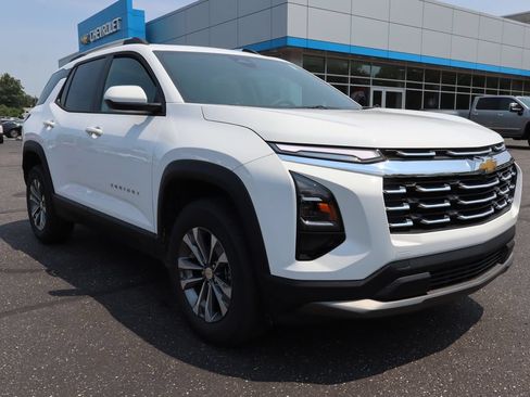 New 2027 Chevrolet Equinox LT w/ Convenience Package II AWD/4WD image 2