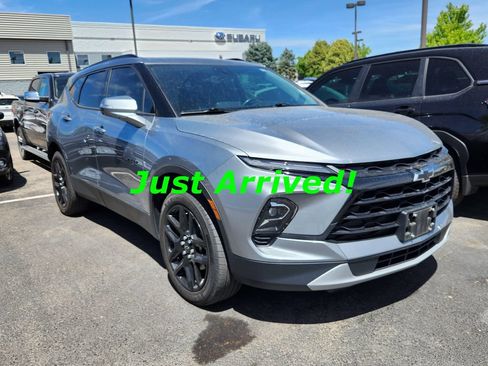 Used 2024 Chevrolet Blazer LT w/ LPO, Black Grille Bar Package AWD/4WD image 3