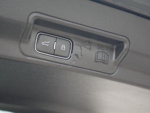 Certified 2021 Ford Explorer Platinum image 27