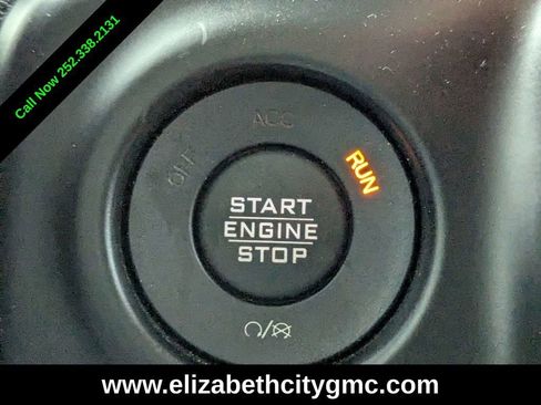 Used 2018 Jeep Wrangler Unlimited Sport image 29