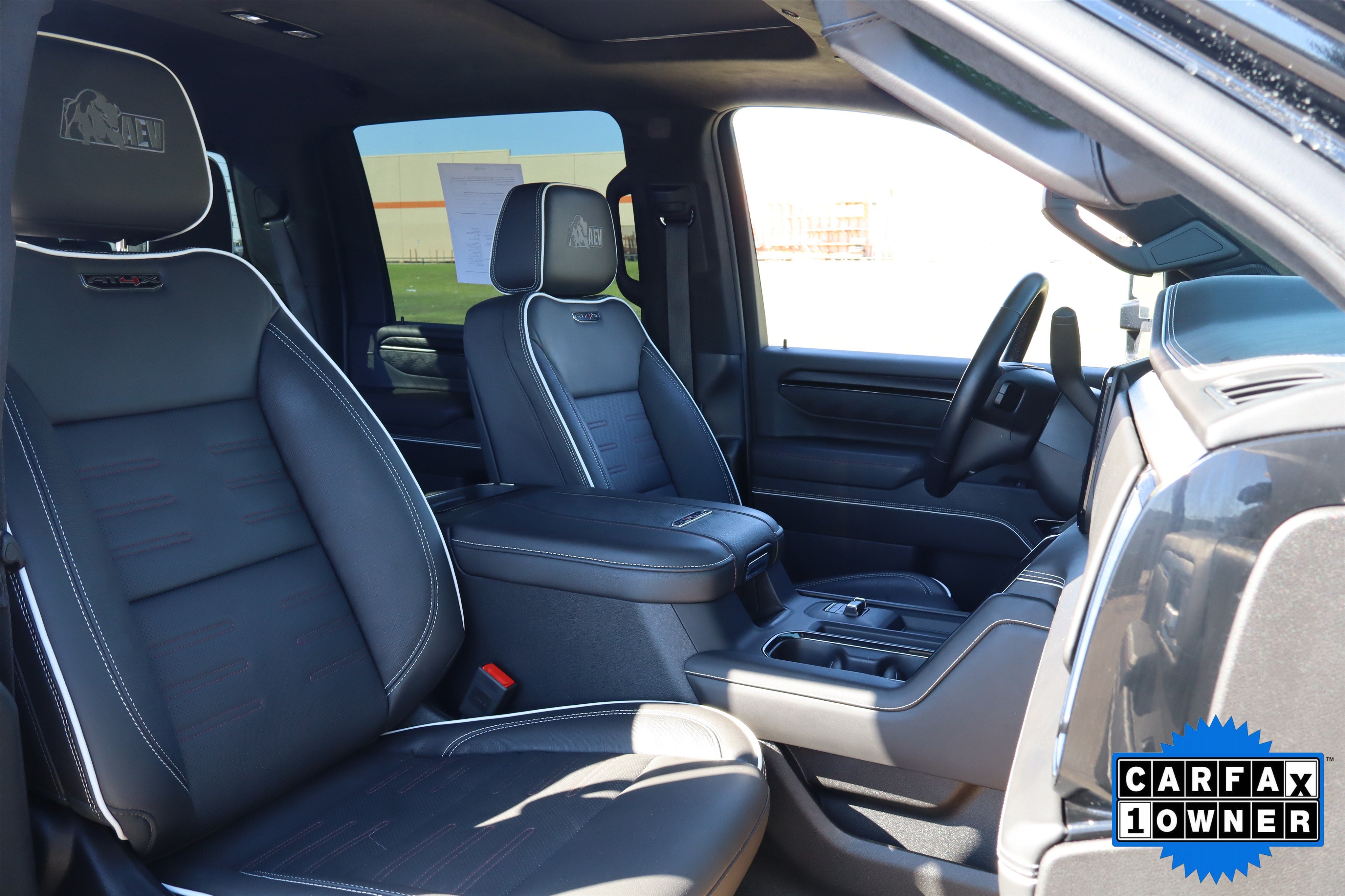Used 2025 GMC Sierra 2500 AT4X w/ AT4X AEV Edition AWD/4WD image 21