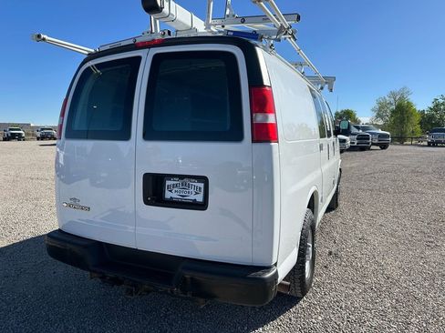 Used 2017 Chevrolet Express 2500 w/ Cold Climate Package image 10
