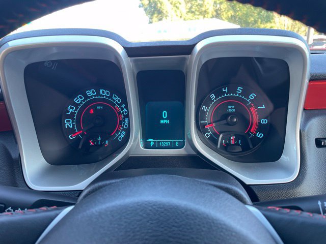 Used 2010 Chevrolet Camaro SS w/ RS Package RWD image 17