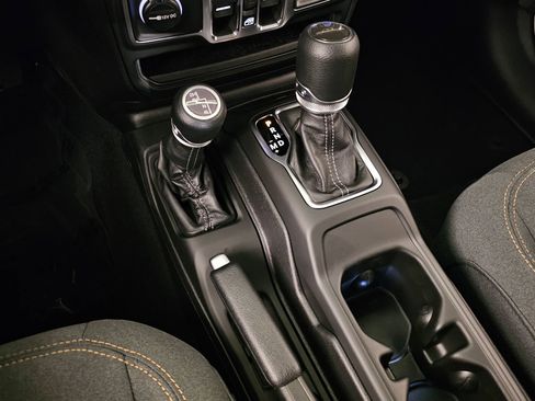 New 2026 Jeep Gladiator Sport image 29