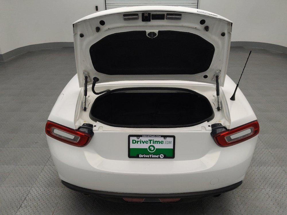 Used 2017 FIAT 124 Spider Lusso RWD image 29