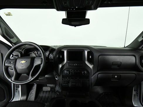 Used 2025 Chevrolet Silverado 1500 W/T w/ WT Value Package image 18