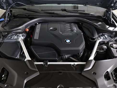 Used 2023 BMW 530i xDrive w/ Convenience Package image 23